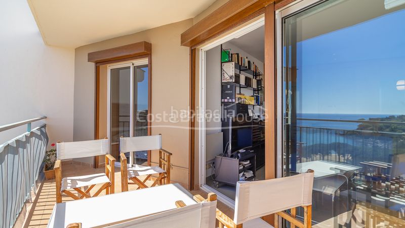Foto 5c92582a-b0a9-481e-bb21-b29003fbfd60. Apartament amb calefacció aparcament a La Fosca - Cala Margarida Palamós