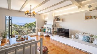 Casa  Carrer rec de sa tuna. Casa en venta en sa tuna a 5 minutos de la playa, con licencia t