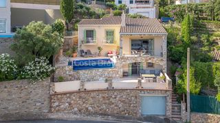 House  Carrer rec de sa tuna. Casa en venta en sa tuna a 5 minutos de la playa, con licencia t