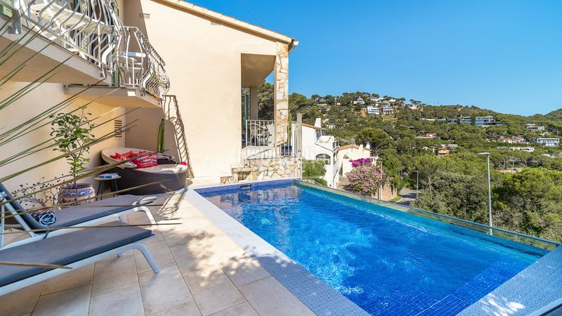 Foto a923d351-5391-458d-9f43-6b3cefbf5465. Casa amb calefacció aparcament piscina a Aiguafreda-Sa Tuna Begur