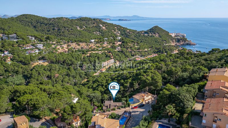 Foto eddc7ef1-9d24-44fb-bed8-8e69c6596ee4. Casa amb calefacció aparcament piscina a Aiguafreda-Sa Tuna Begur