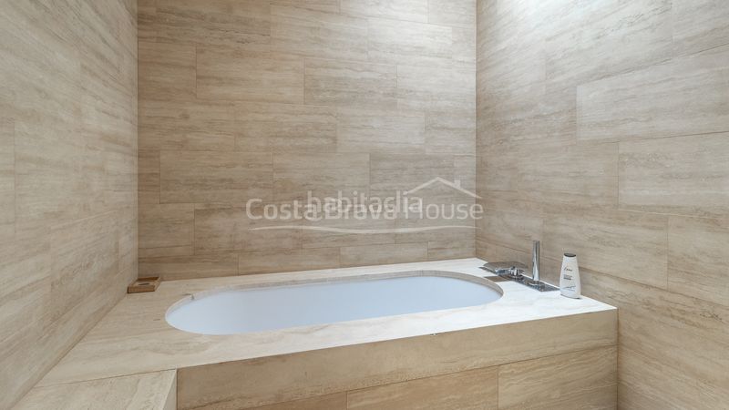 Foto 9f97f028-fd87-4c98-95a1-42a1ba4a579b. Casa amb calefacció aparcament piscina a Fornells-Aiguablava Begur
