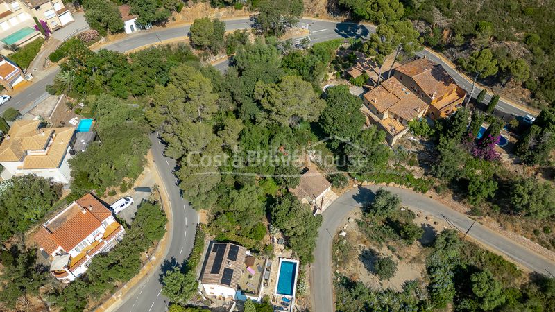 Foto 533d7df2-a0cc-4af4-b179-75dc5326e28d. Terreny residencial a Sa Riera-Sa Fontansa Begur