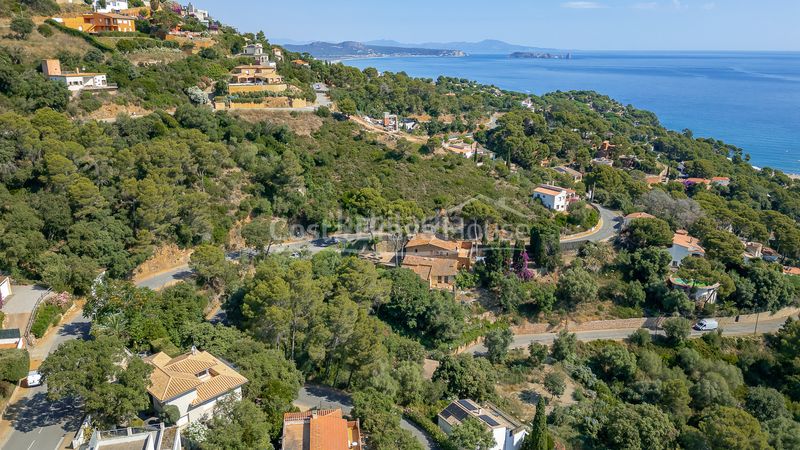 Foto a1f57a4d-9fb0-487b-a75c-7ec39ffdeeaf. Terreny residencial a Sa Riera-Sa Fontansa Begur