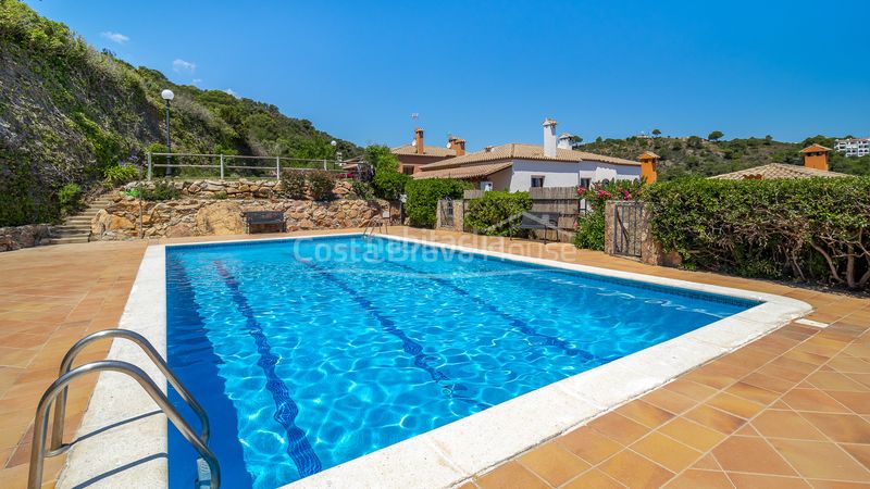Foto 5dc2c364-1565-4663-954a-dc8753fe71d1. Casa adossada amb calefacció aparcament piscina a Begur