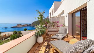 Appartement  Carrer cap sa sal. Apartamento en cap sa sal, begur, con terraza privada y vistas a