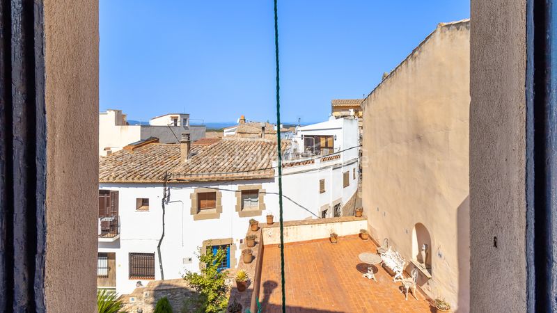 Foto 9ddd6761-b781-4278-8cfa-fa19ca34b32b. Masia amb aparcament a Begur Begur