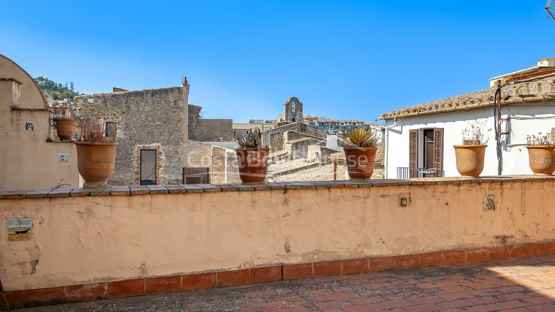 Foto b0d6039d-de4c-454c-8260-9c1f71e69f3d. Masia amb aparcament a Begur Begur