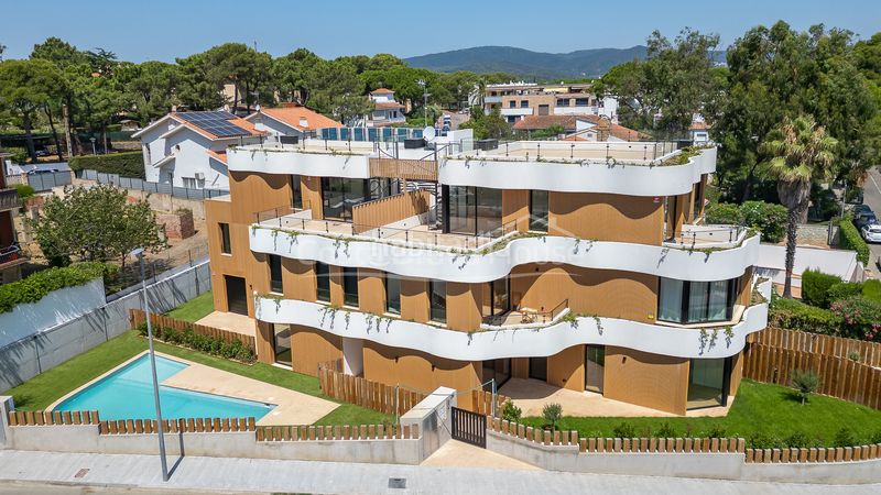 Foto 95799634-9150-46fe-bb60-bd82d1f344c0. Apartament amb calefacció piscina a La Fosca - Cala Margarida Palamós
