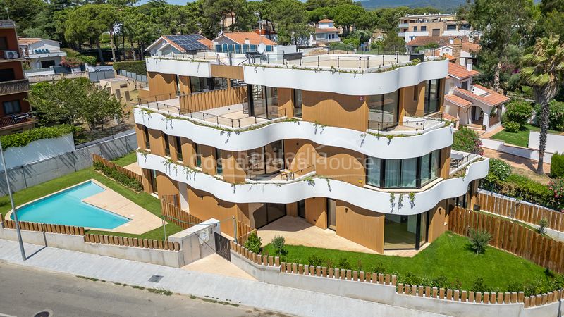 Foto e9bddaec-829c-48b2-be9a-8c6001b9c130. Apartament amb calefacció piscina a La Fosca - Cala Margarida Palamós