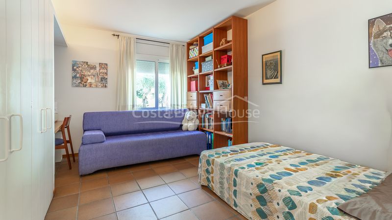 Foto 6a07f805-0d99-4a8b-9d86-bb3b10b9d5d1. Casa amb calefacció aparcament a Cadaqués