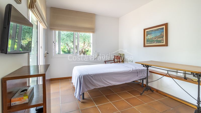 Foto d9acf905-931c-4448-a22a-8c4dd010d9de. Casa amb calefacció aparcament a Cadaqués