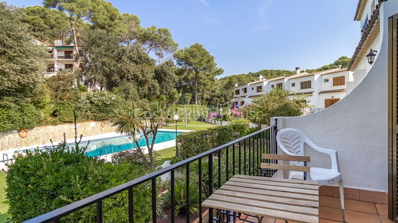 Foto 4a668001-21df-44b1-806e-fa52250b4b4c. Casa adossada amb aparcament piscina a Tamariu