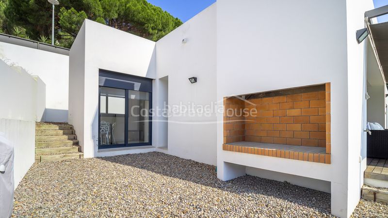 Foto 4315d63e-98a0-40c1-8f62-117df435d7cb. Casa amb calefacció aparcament piscina a Cabanyes-Mas Ambrós-Mas Pallí Calonge