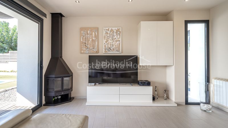 Foto a859e8df-84c7-49aa-8316-11684ca7f910. Casa amb calefacció aparcament piscina a Cabanyes-Mas Ambrós-Mas Pallí Calonge