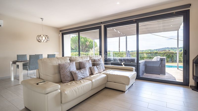 Foto fde6fbab-6502-4140-a115-457f73408a42. Casa amb calefacció aparcament piscina a Cabanyes-Mas Ambrós-Mas Pallí Calonge
