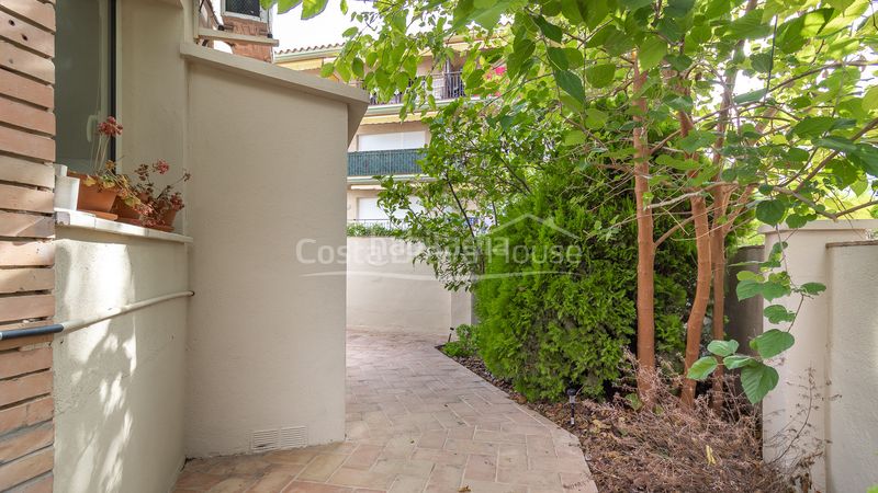 Foto bbecdf27-2589-43a8-94b4-72a7c0c5bdf5. Casa adossada amb calefacció aparcament a La Fosca - Cala Margarida Palamós