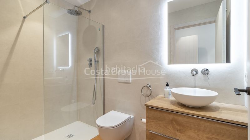 Foto 2a0804fe-1b52-4bd4-a299-f54566b6b5c7. Apartament amb calefacció a Begur Begur