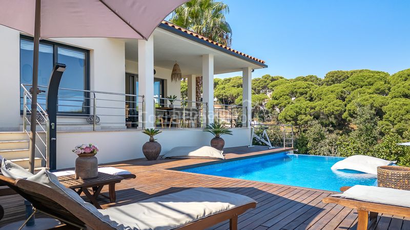 Foto 1699e17d-8620-463d-91d6-5647e1b7e221. Casa amb calefacció aparcament piscina a platja de Pals Pals