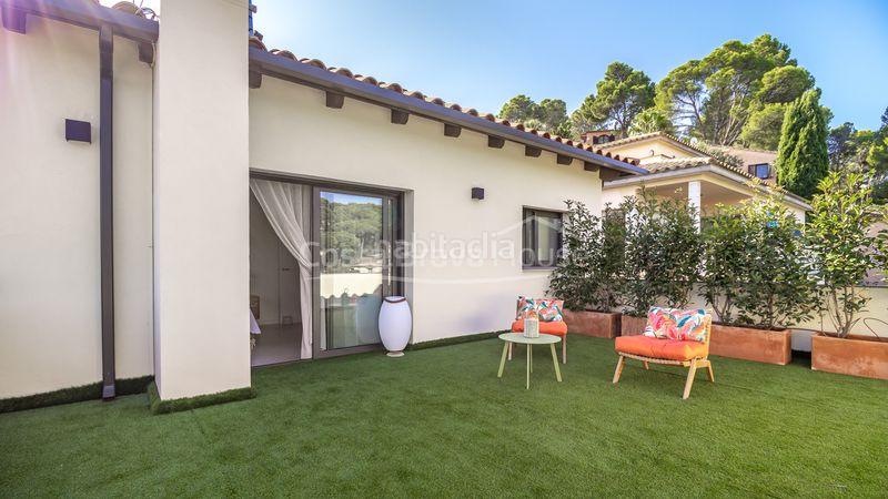 Foto 41211ae3-8707-4630-abeb-797082f9fdf8. Casa amb calefacció aparcament piscina a platja de Pals Pals