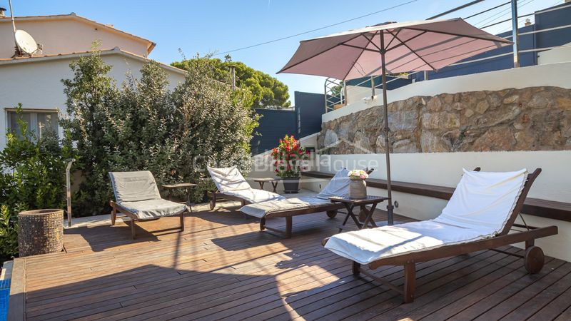Foto d111acd0-98f8-4242-9c37-37d8b1f531e9. Casa amb calefacció aparcament piscina a platja de Pals Pals