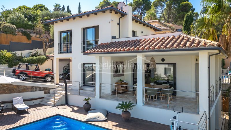 Foto df768e29-2aa8-4701-ab8f-9dca64472539. Casa amb calefacció aparcament piscina a platja de Pals Pals