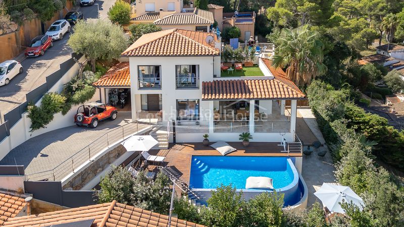 Foto fd7f318f-5306-4f7a-a75f-e18f6bd2d86d. Casa amb calefacció aparcament piscina a platja de Pals Pals