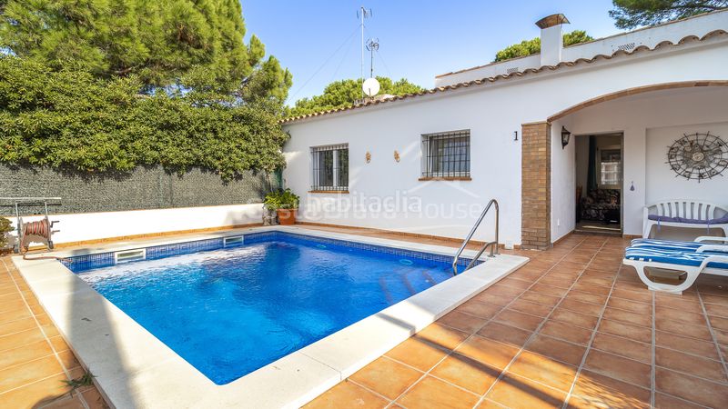 Foto dbfe5f1c-36ed-43b2-9c51-e2f0917fea1c. Maison avec chauffage parking piscine dans platja de Pals Pals