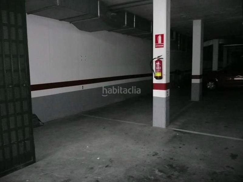 Foto 0d3b9446-dccb-44dd-b768-64b18ad152b2. Parking coche en rúa uxío novoneyra 1 en Liáns Oleiros
