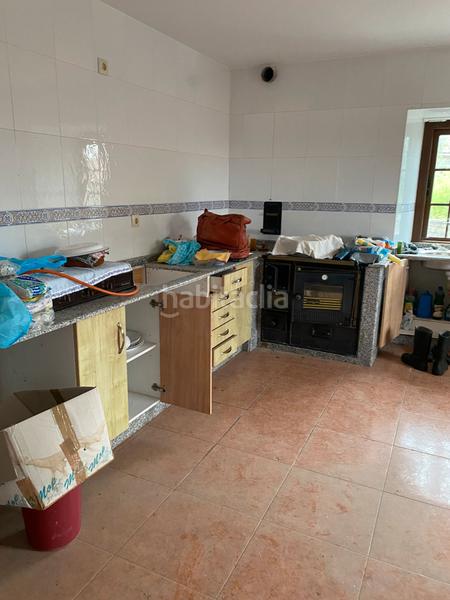 Foto 05784066-7381-4e7d-a3eb-8a1e2f463c0b. Casa amb calefacció aparcament a Brión