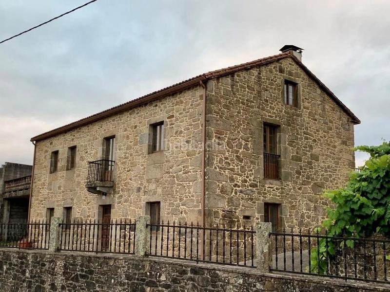 Foto 9eb31df8-9323-4996-b7d5-538e6e173734. Casa amb calefacció aparcament a Brión