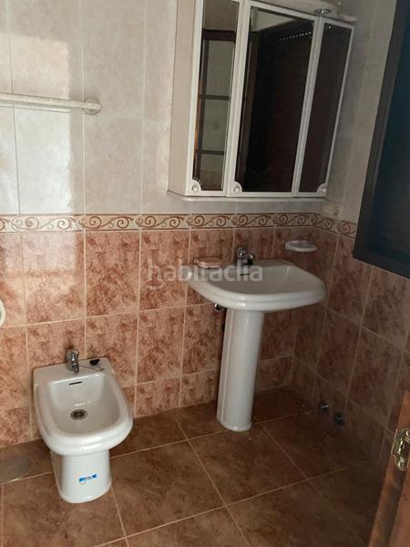 Foto a485cd9f-cf4a-4c1a-8b3b-a31859b1542e. Casa amb calefacció aparcament a Brión