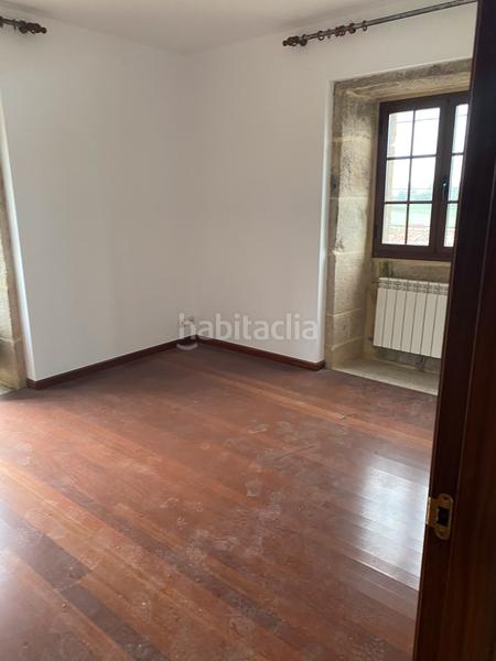 Foto b4b997a2-c44e-40d3-9ce3-cfe757dc9e63. Casa amb calefacció aparcament a Brión