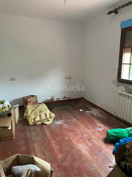 Foto bd66f4c4-e442-4a7b-b34f-ae83bac64dca. Casa amb calefacció aparcament a Brión