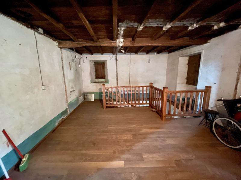 Foto 4e16f9dd-166c-4fb4-821f-354e80e3fbfe. Casa amb aparcament a Pino (O)