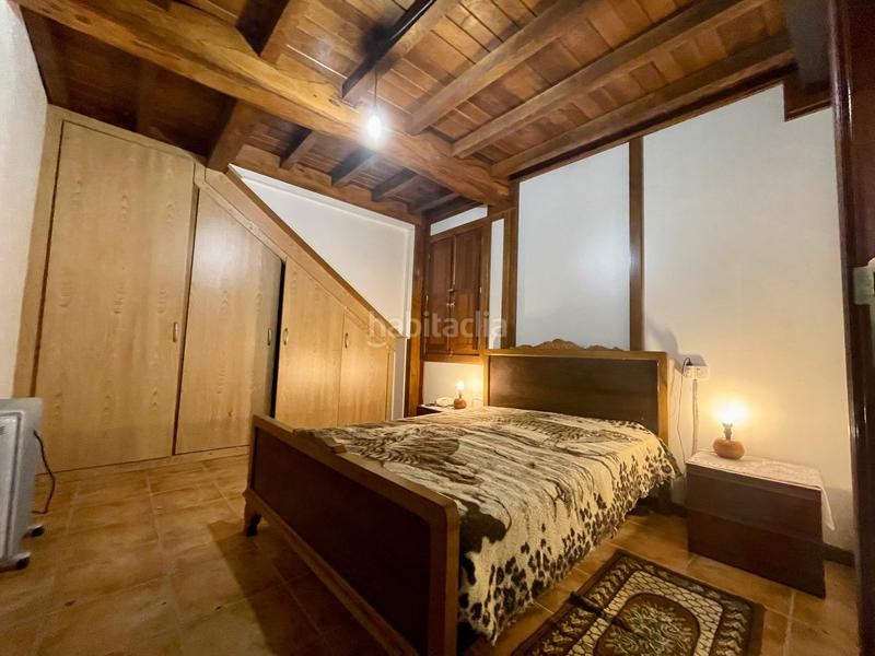 Foto 8d8fc20a-6639-445f-8388-ae169ec6c673. Casa amb aparcament a Pino (O)