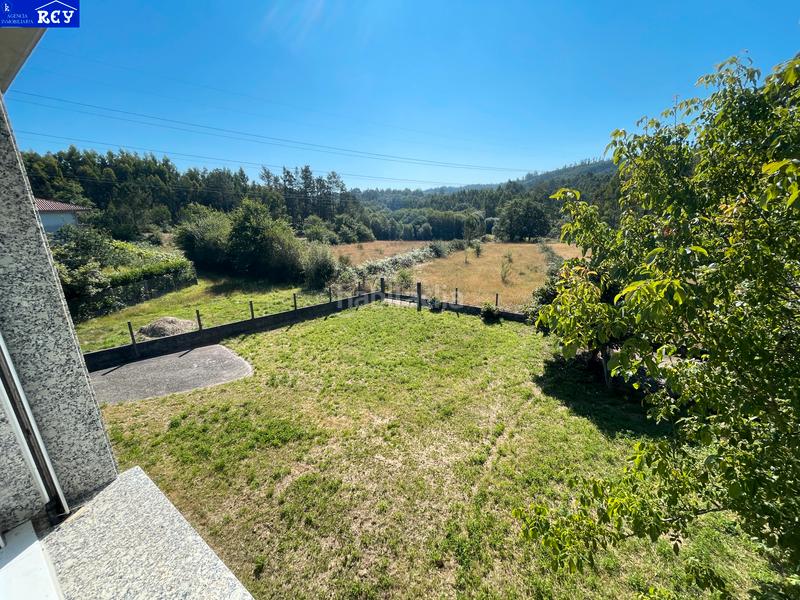 Foto 405fbb3a-00bc-4835-90a7-f85a32170247. Casa  con finca en o pino para entrar a vivir en Pino (O)