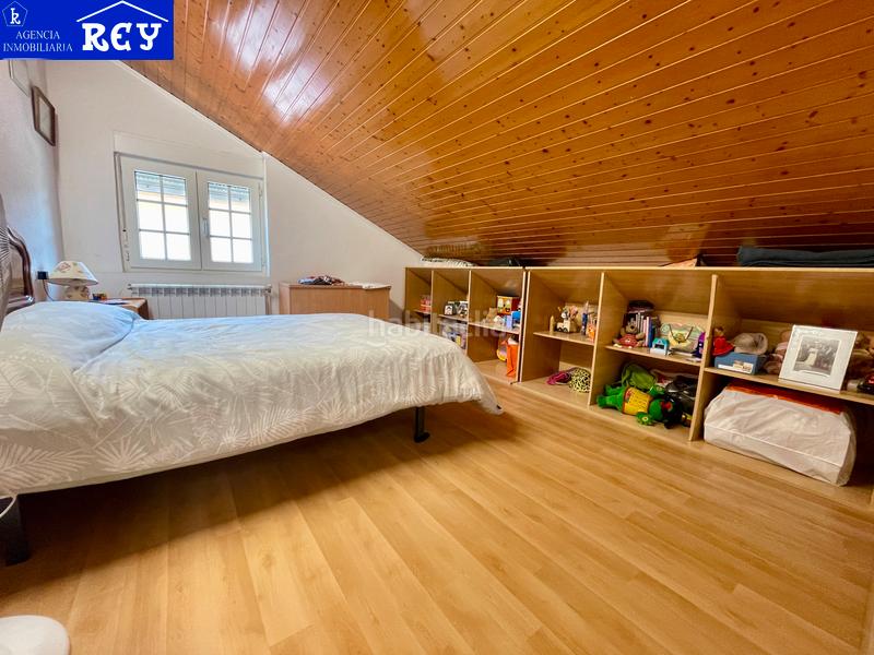 Foto 33319c8f-8cce-4006-b04e-f2681749c791. Xalet amb aparcament a Bugallido Ames