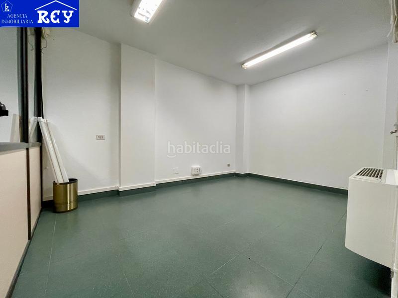 Foto 9218ff2f-4b1b-4d6b-888a-d1db27748ea3. Rent office space with heating in Ensanche - Sar Santiago de Compostela