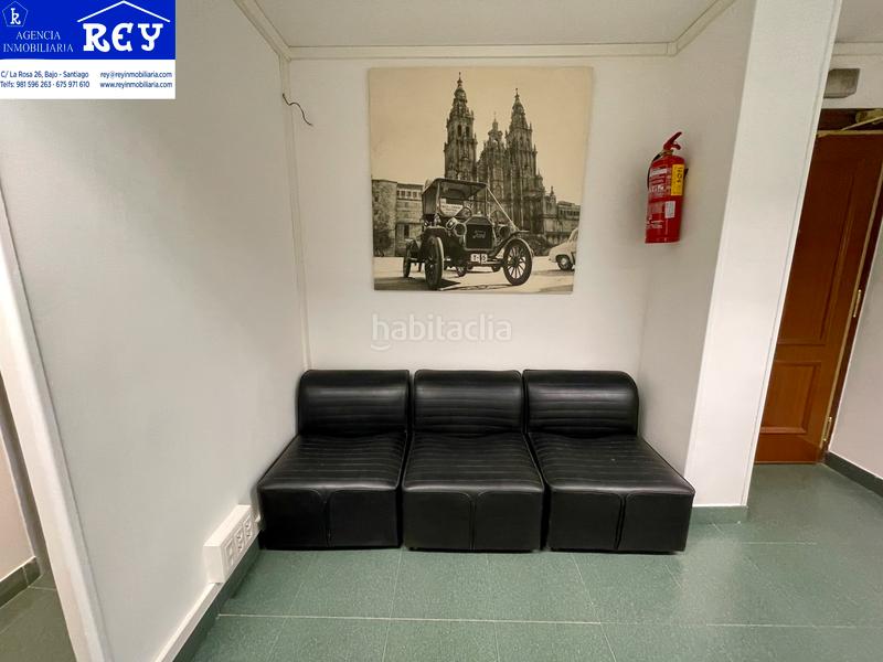 Foto f3e2f204-0bb2-4810-8e26-bf7f3a618e45. Rent office space with heating in Ensanche - Sar Santiago de Compostela