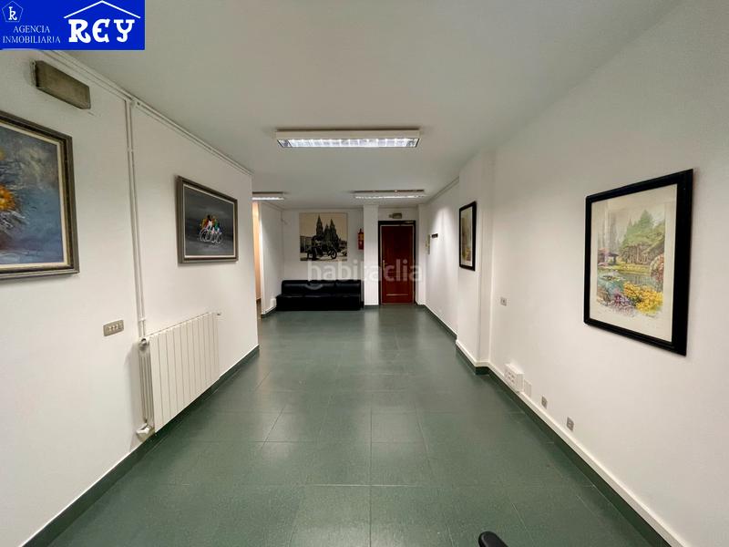 Foto fb403811-5848-4dec-8c15-96f6ff74461e. Rent office space with heating in Ensanche - Sar Santiago de Compostela