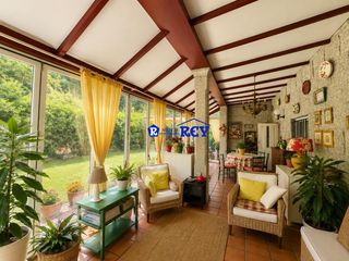 Bauernhof  Noveledo. Casa con piscina y viñedos en puenteulla