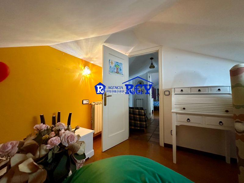 Foto 13568b8b-cebb-4791-b8fa-f51d3e65d1eb. Masia amb aparcament piscina a Vedra