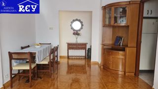 Rent Flat  Rúa de san pedro de mezonzo 22. Piso de alquiler de temporada estudiantes (septiembre a junio),