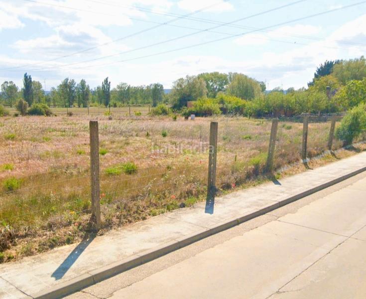 Foto d12b50d7-dc03-49ed-8cc5-17786607da81. Terreno residenziale in paseo santimia 1 in Grijota