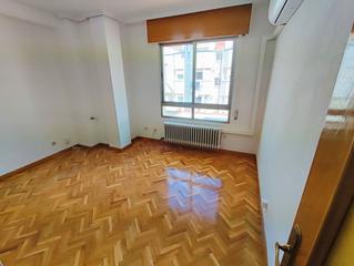 Location Bureau  Calle mayor principal
