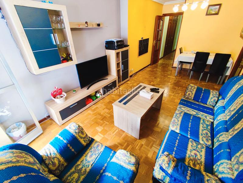 Foto 017e3c27-7b10-44fc-94d1-5841afee6a28. Flat with heating in Ave María Palencia