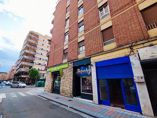 Local commercial à Calle rizarzuela 11