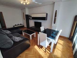 Miete Etagenwohnung  Calle romanceros. Piso muy amplio!!!