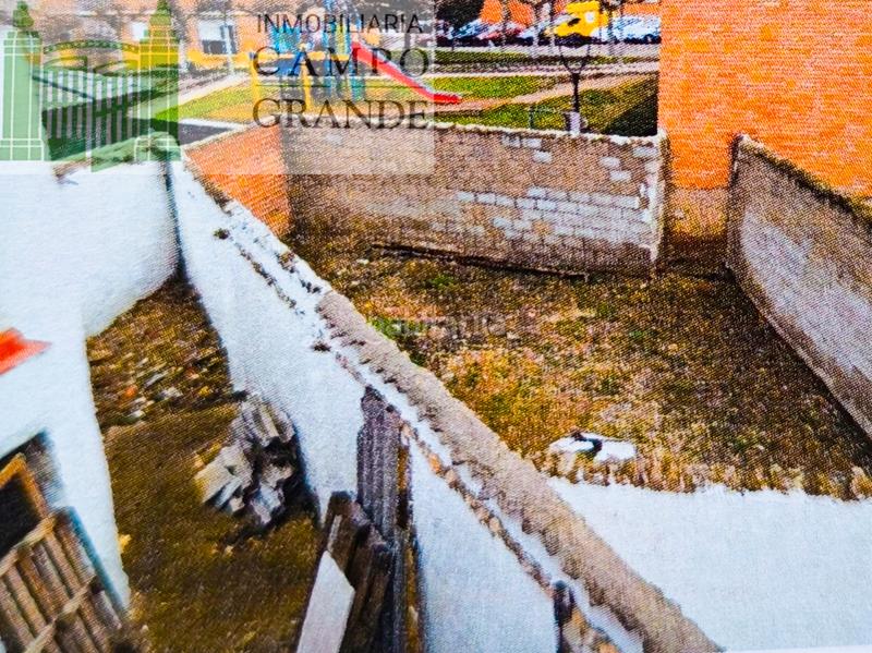 Foto 2fdf101d-abde-4146-8c6a-cfc17a7ace7b. Terreno residenziale in calle soria 13 in El Cristo Palencia